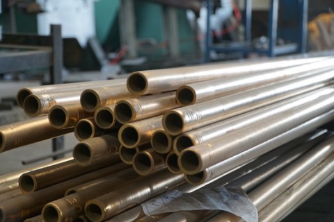 ทองเหลืองเส้นกลมมีรู